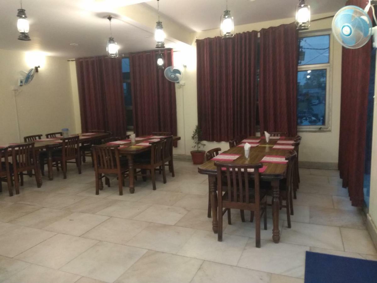Raj Laxmi Bhawan Hotel Rishīkesh Екстериор снимка